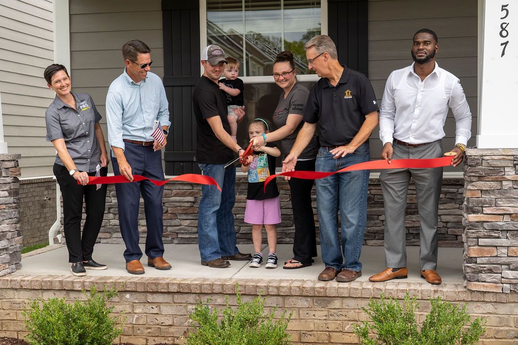 LaBerge Ribbon cutting